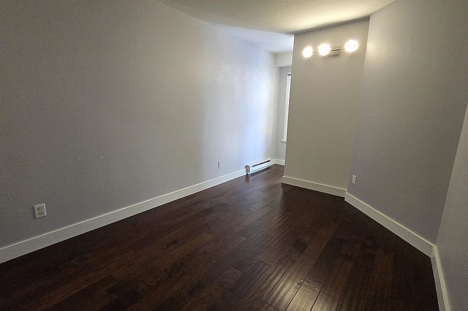 211 5723 Balsam Street Vancouver, BC - 11