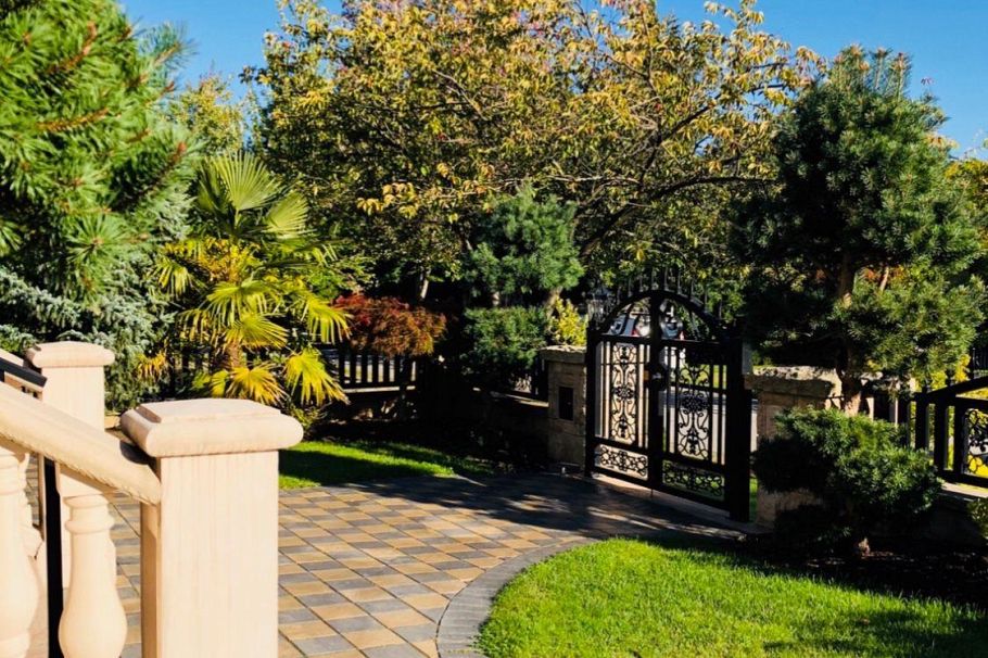 1291 W 50th Avenue Vancouver, BC - 5