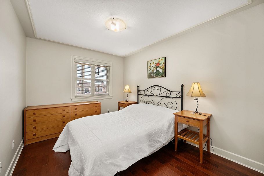 336 E 12th Street North Vancouver, BC - 21