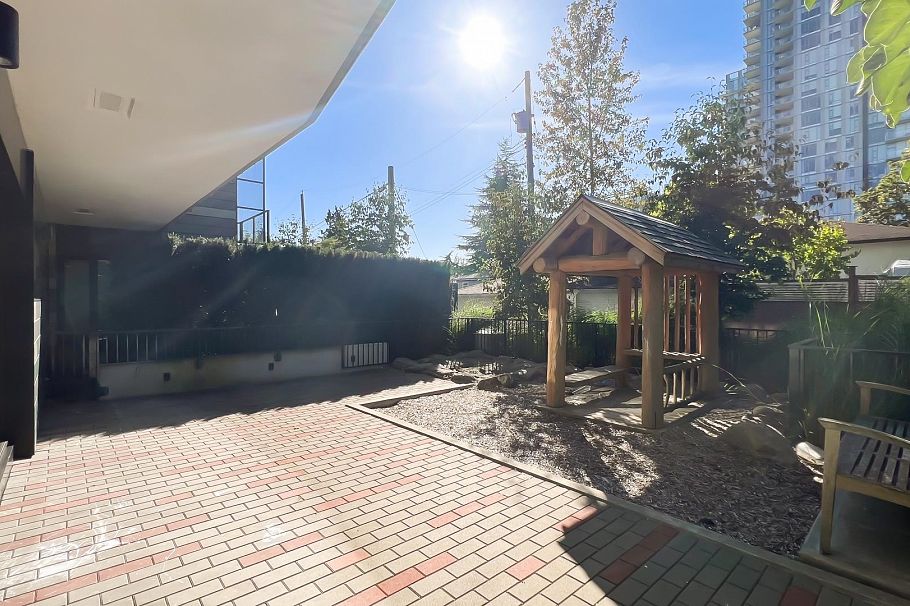 402 488 W 58th Avenue Vancouver, BC - 22