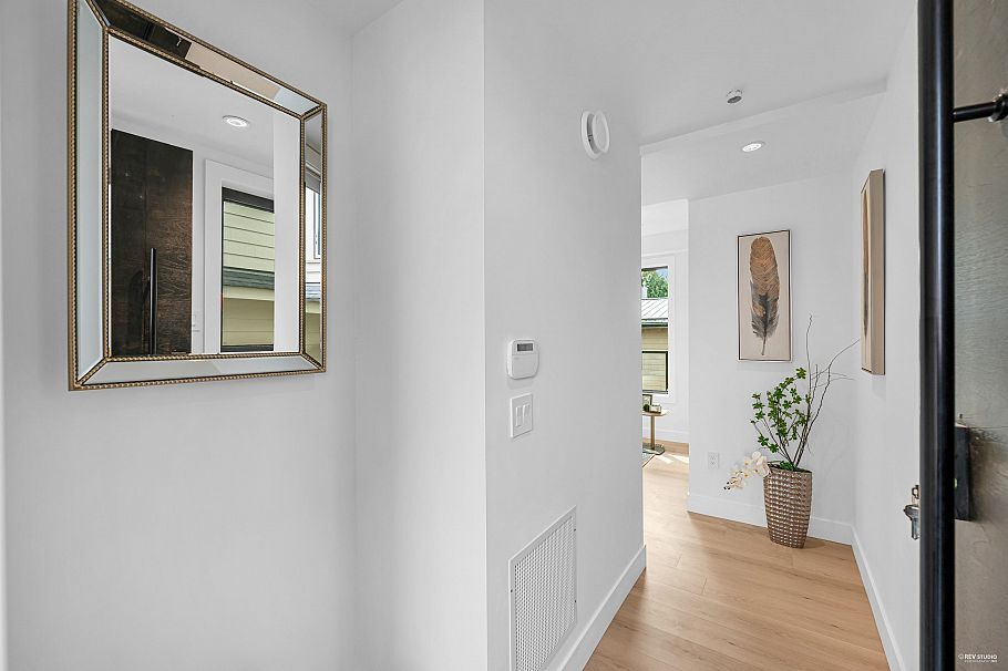 3 262 E 65th Avenue Vancouver, BC - 6