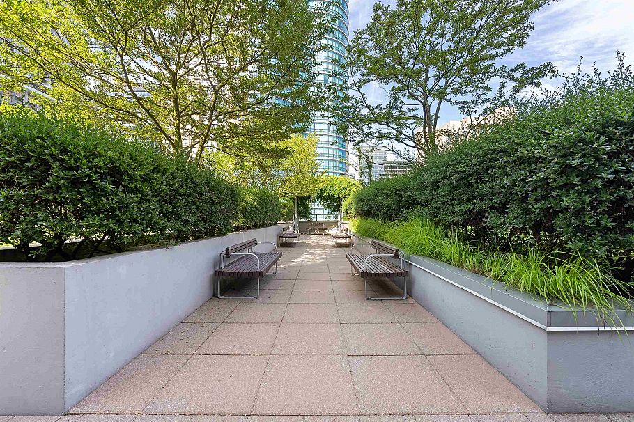 809 833 Homer Street Vancouver, BC - 36