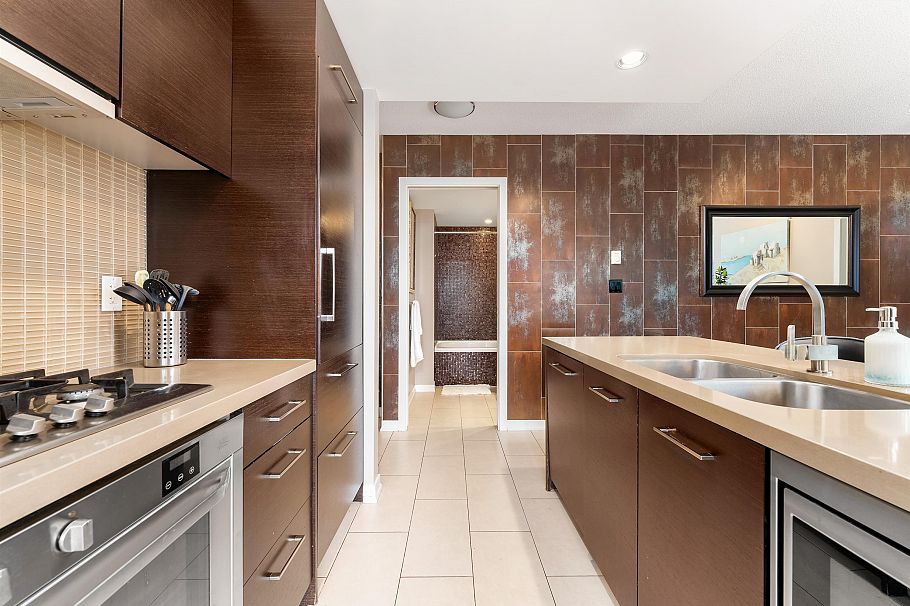 809 833 Homer Street Vancouver, BC - 7