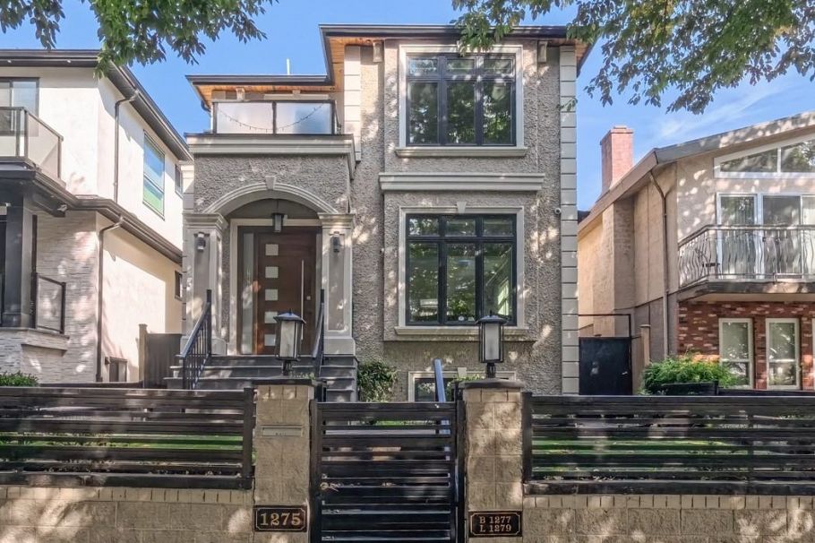 1275 E 62nd Avenue Vancouver, BC - 1