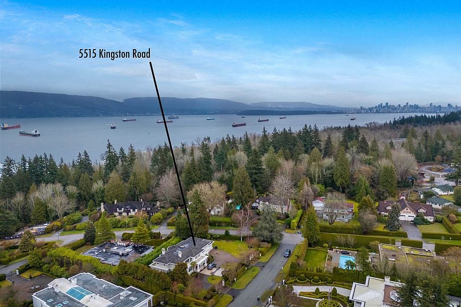 5515 Kingston Road Vancouver, BC - 3