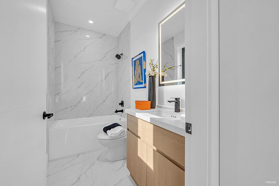 3 262 E 65th Avenue Vancouver, BC - 12