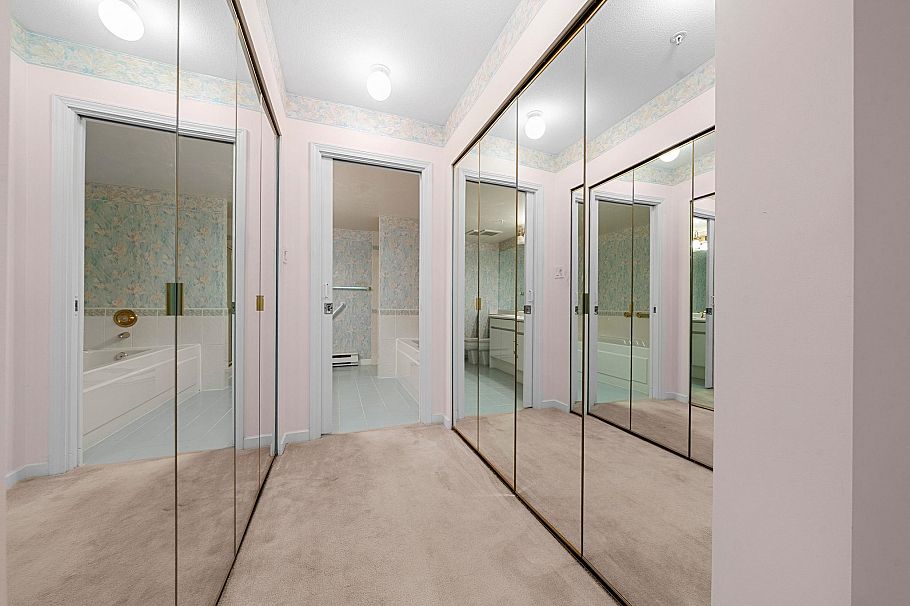 13 2425 Edgemont Boulevard North Vancouver, BC - 30