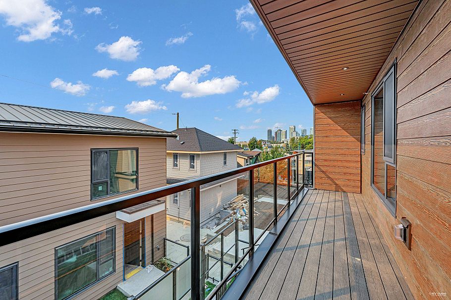 3 262 E 65th Avenue Vancouver, BC - 18