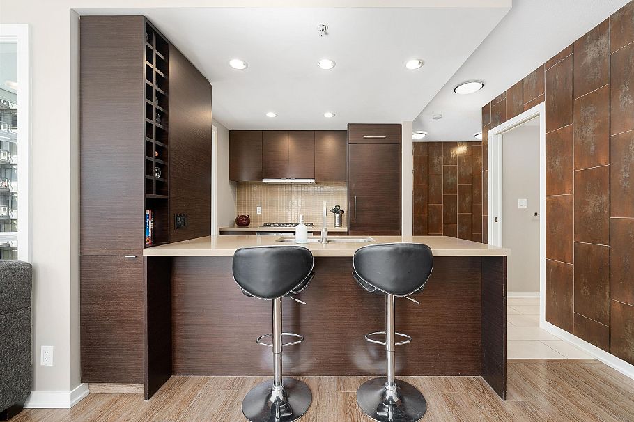 809 833 Homer Street Vancouver, BC - 9