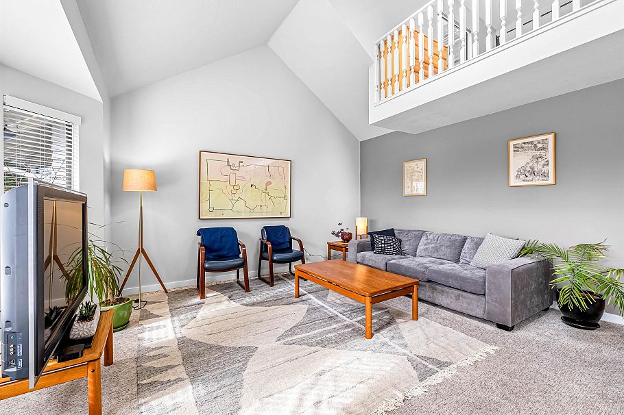 5709 Owl Court North Vancouver, BC - 6