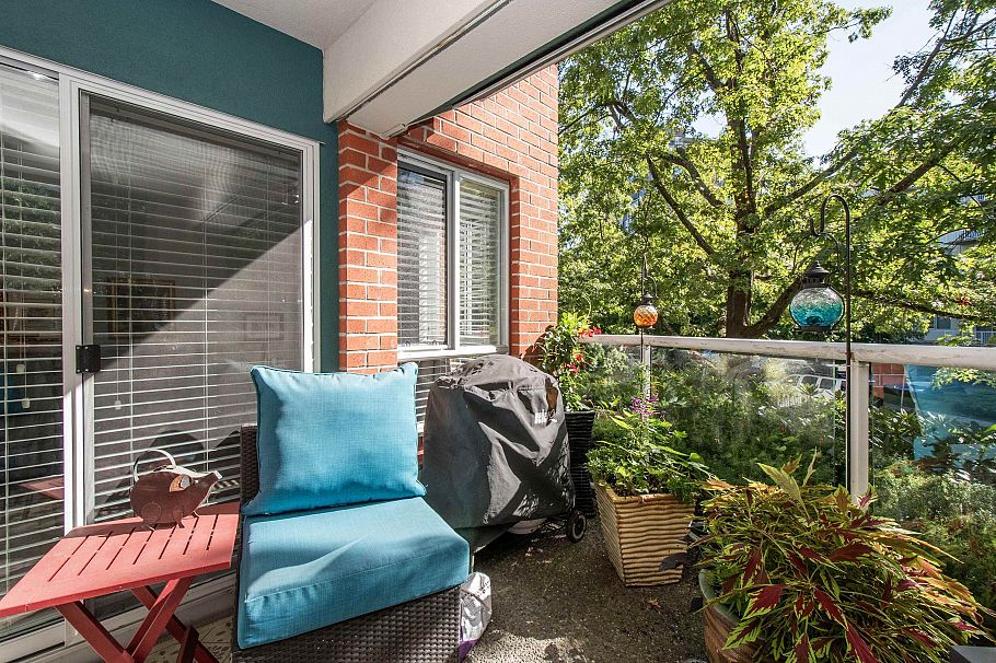 104 128 W 8th Street North Vancouver, BC - 14