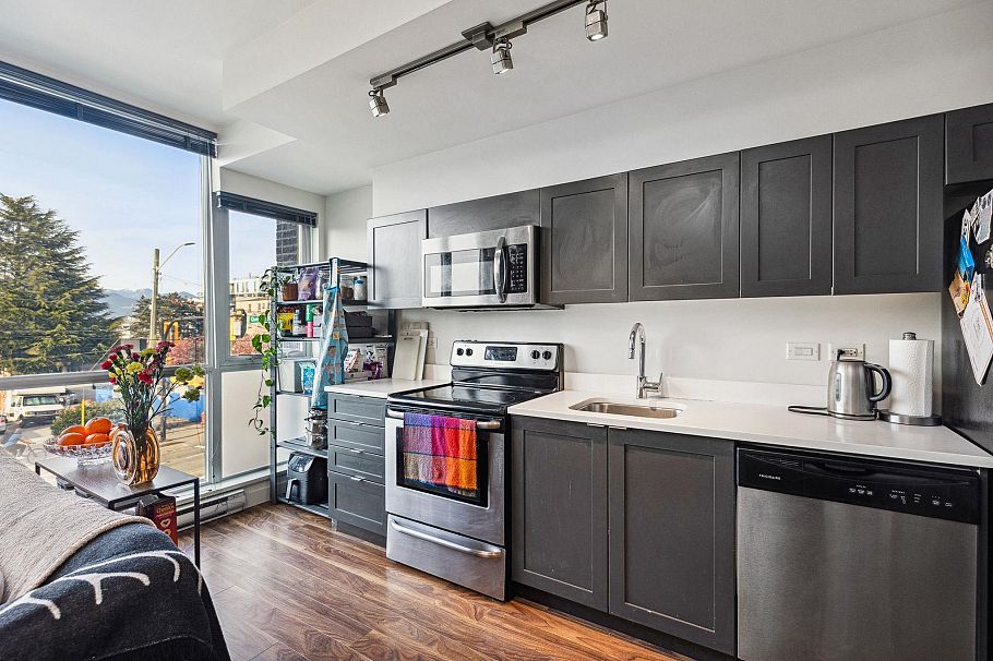 213 2511 Quebec Street Vancouver, BC - 8