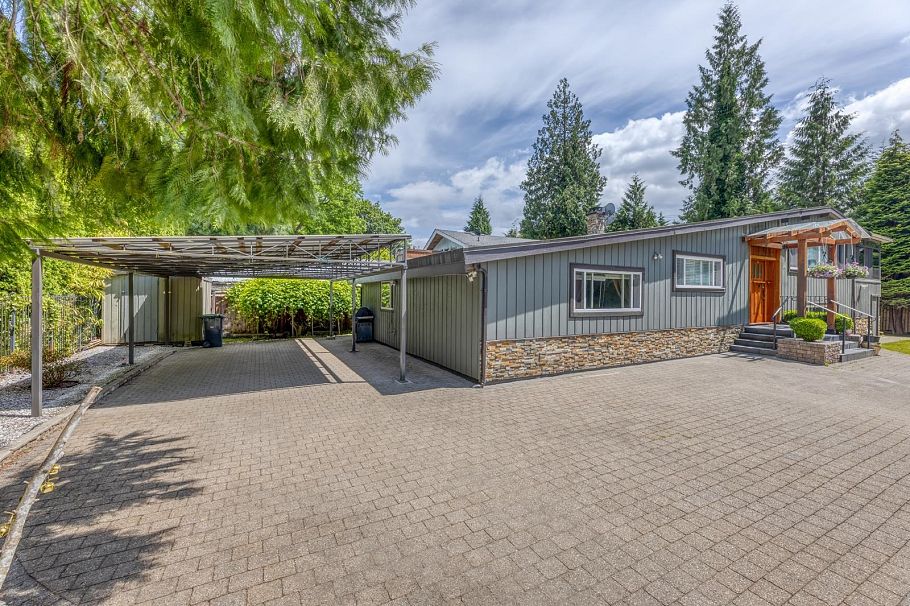 3410 Mount Seymour Parkway North Vancouver, BC - 2