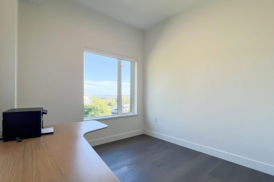 402 488 W 58th Avenue Vancouver, BC - 10