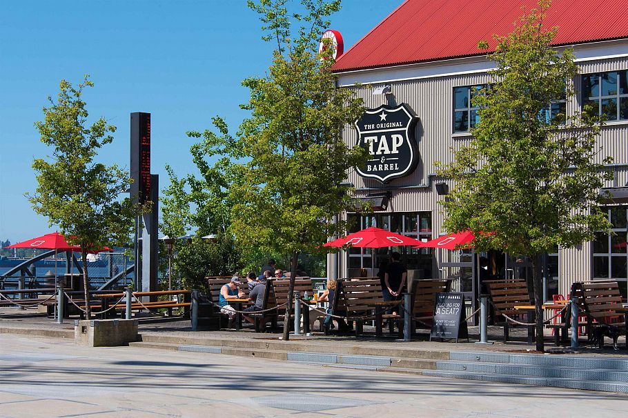 104 128 W 8th Street North Vancouver, BC - 32