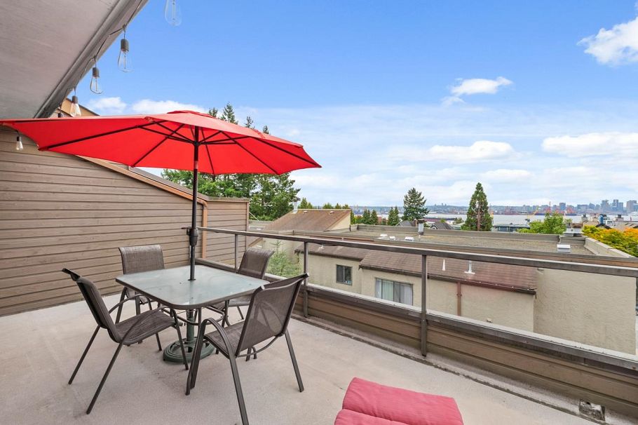 19 220 E 4th Street North Vancouver, BC - 25