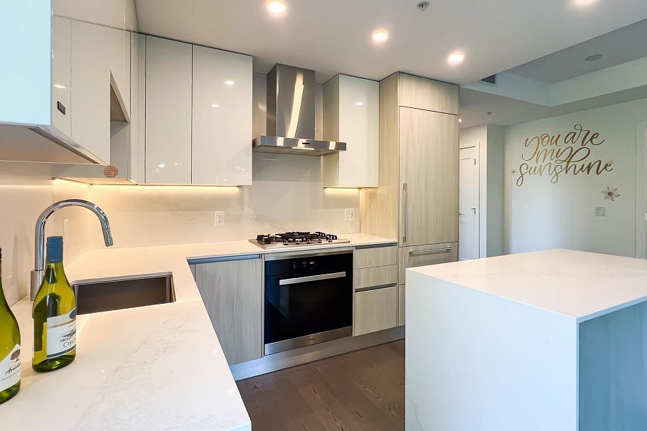 402 488 W 58th Avenue Vancouver, BC - 6