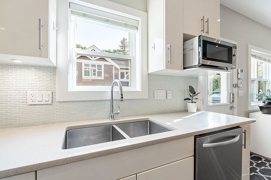 938 E 20th Avenue Vancouver, BC - 14