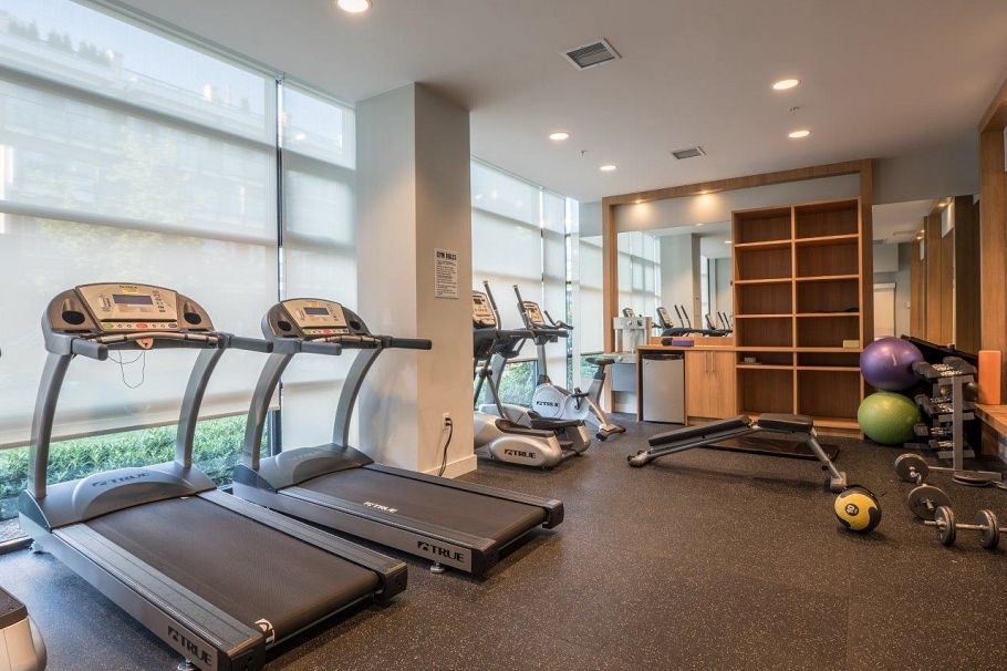 310 733 W 14th Street North Vancouver, BC - 17