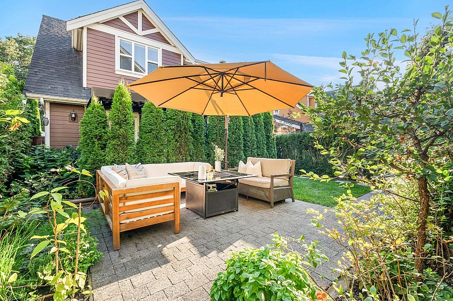 938 E 20th Avenue Vancouver, BC - 29