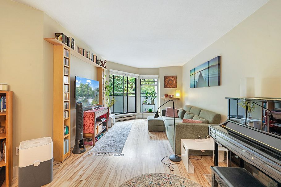 210 2222 Prince Edward Street Vancouver, BC - 8