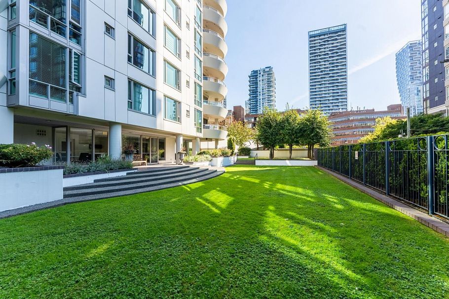 503 1020 Harwood Street Vancouver, BC - 34