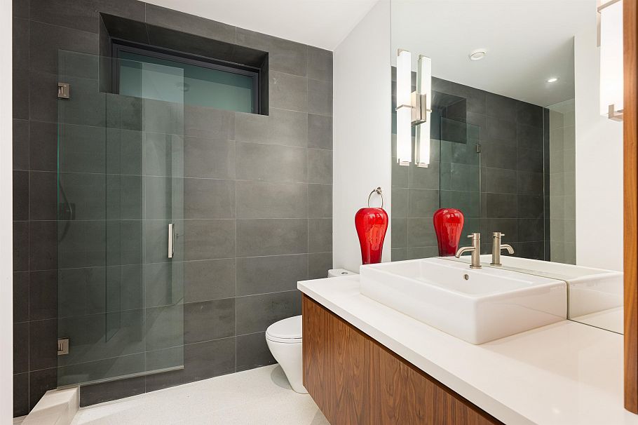 6350 Macdonald Street Vancouver, BC - 29