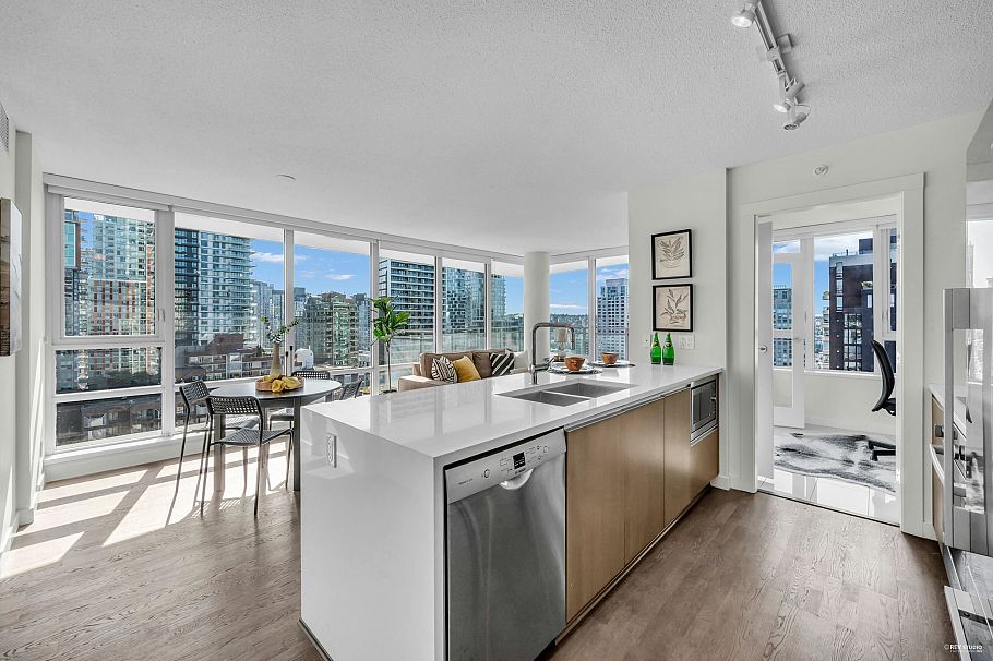 1606 1009 Harwood Street Vancouver, BC - 10