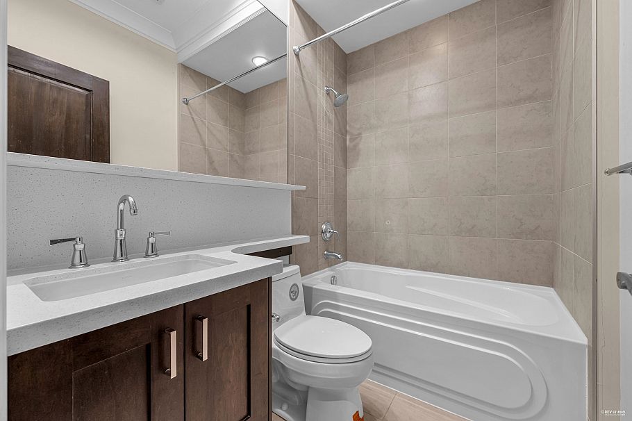 2069 W 28th Avenue Vancouver, BC - 31