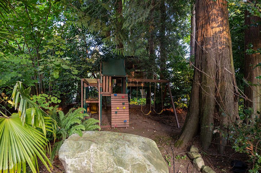 6350 Macdonald Street Vancouver, BC - 35