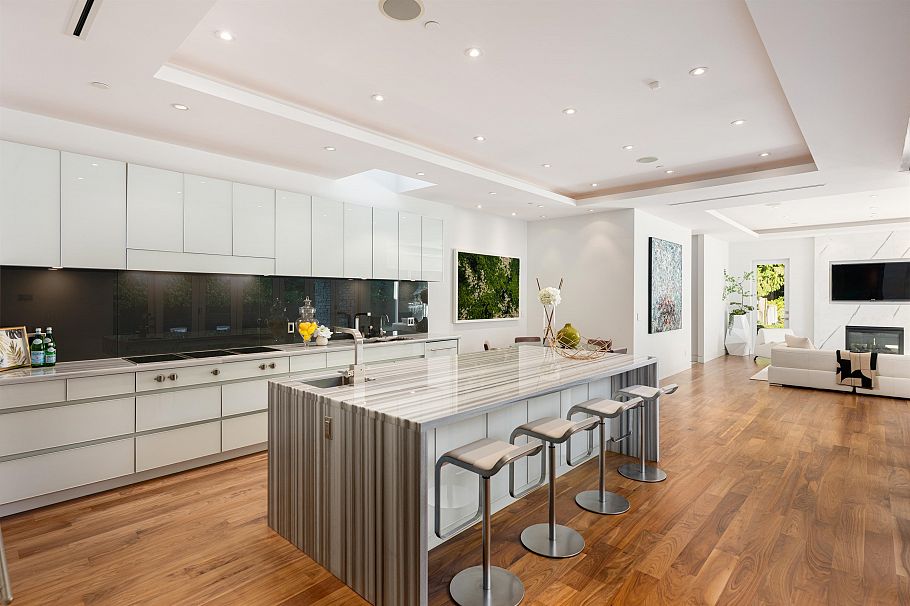 6350 Macdonald Street Vancouver, BC - 7