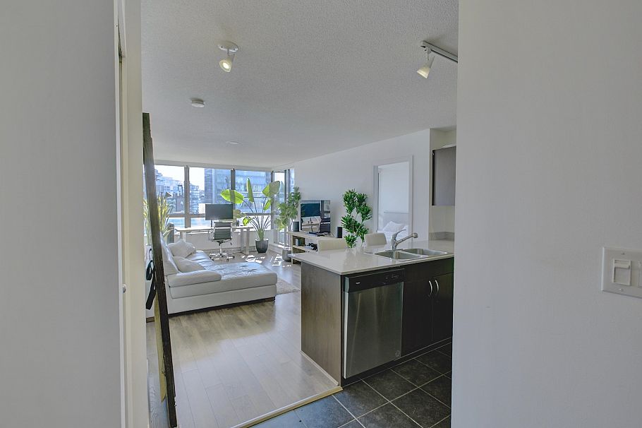 1303 938 Smithe Street Vancouver, BC - 7