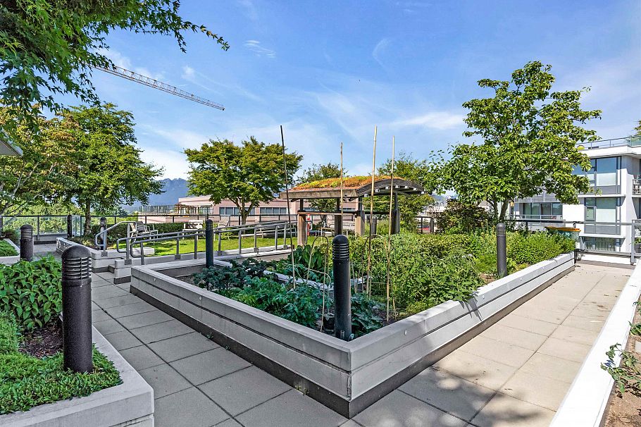 768 2080 W Broadway Vancouver, BC - 19