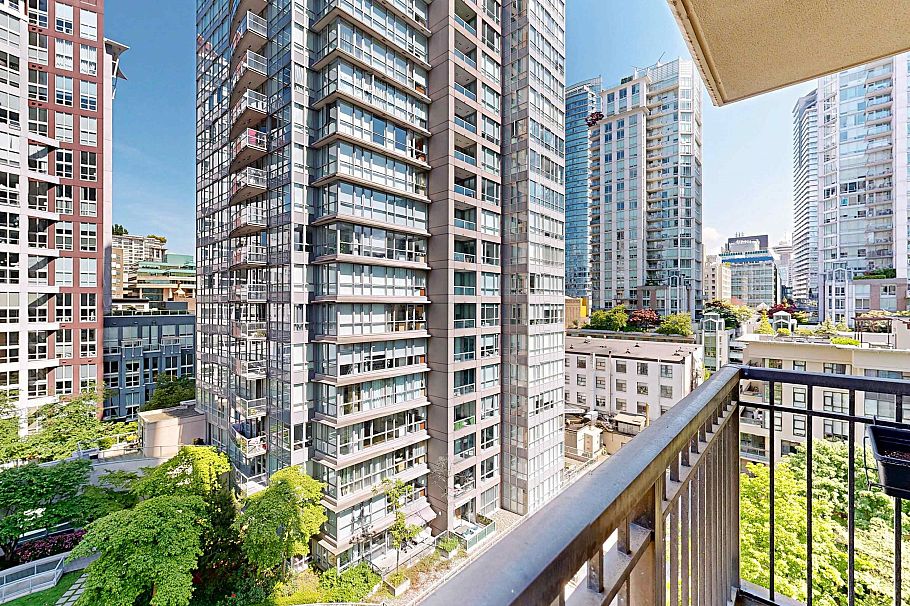 1003 969 Richards Street Vancouver, BC - 24