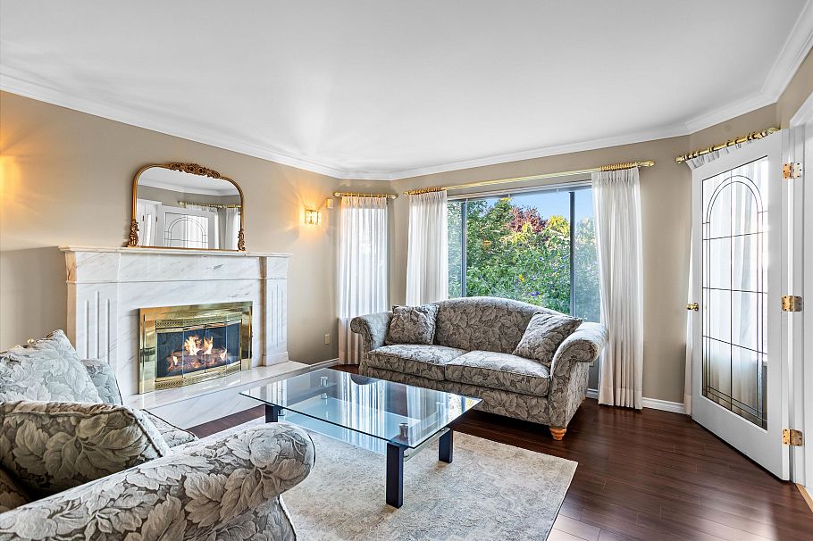 5455 Chambers Street Vancouver, BC - 2