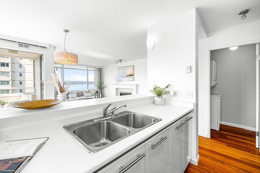 702 1436 Harwood Street Vancouver, BC - 18