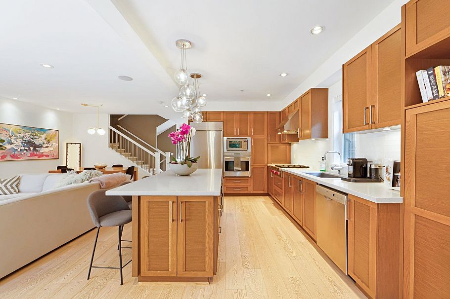 20 555 Raven Woods Drive North Vancouver, BC - 13