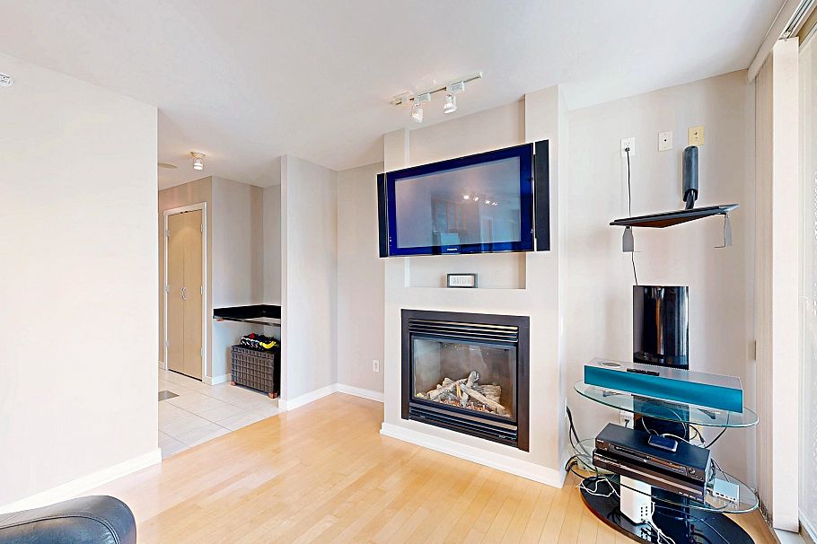 1003 969 Richards Street Vancouver, BC - 13