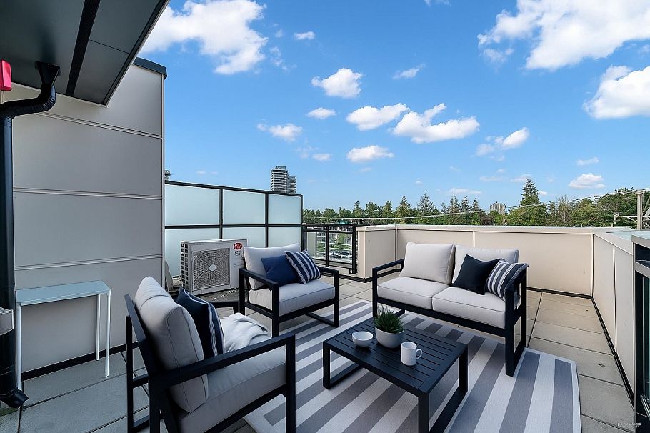 101 2035 Glenaire Drive North Vancouver, BC - 30