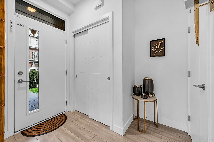 101 2035 Glenaire Drive North Vancouver, BC - 28