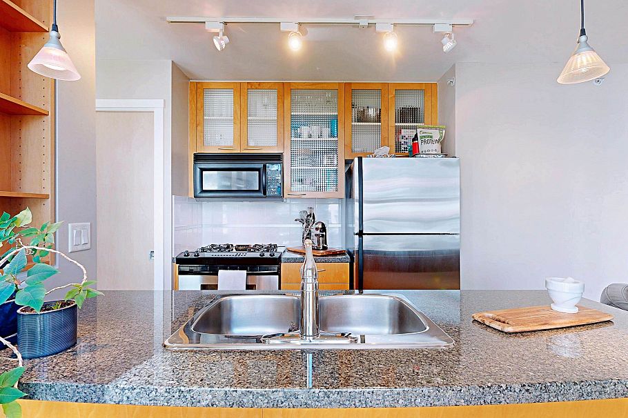 1003 969 Richards Street Vancouver, BC - 8