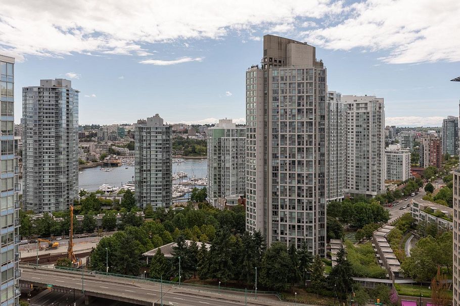 2710 928 Beatty Street Vancouver, BC - 30