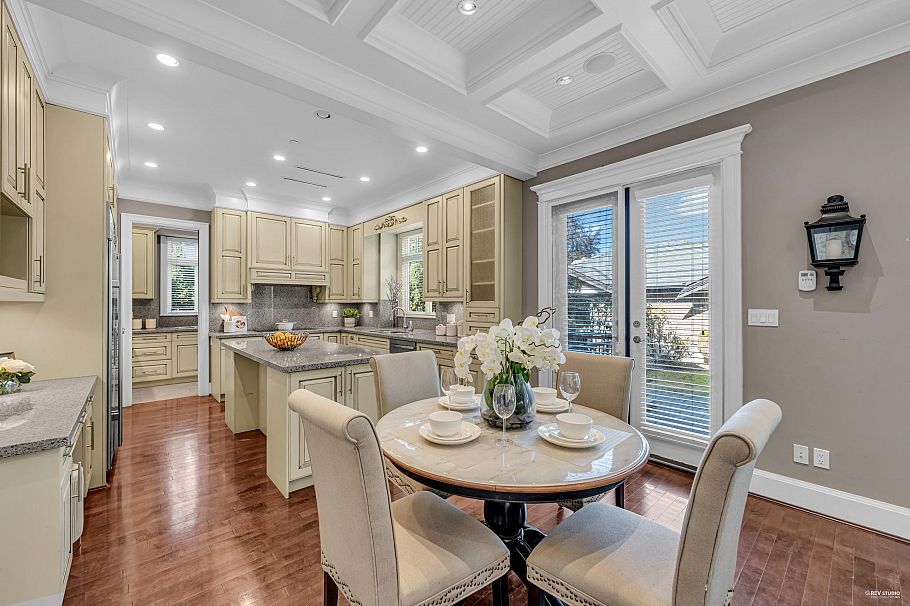 2069 W 28th Avenue Vancouver, BC - 15