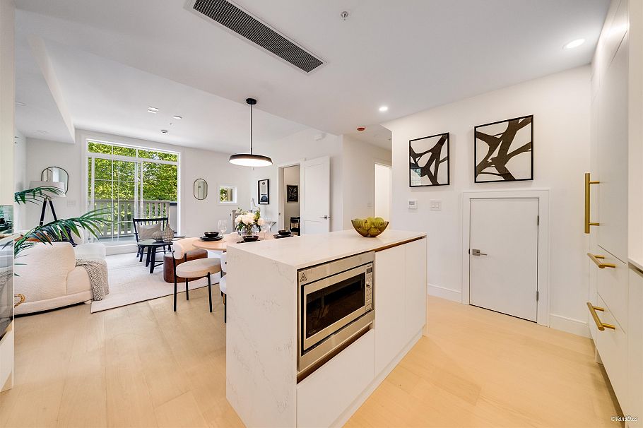 203 918 W 32nd Avenue Vancouver, BC - 3