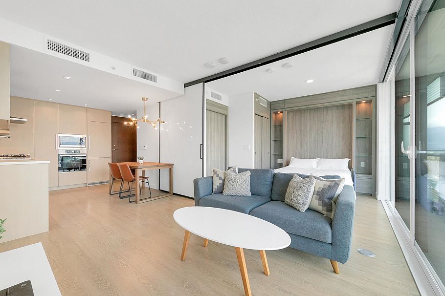 2212 89 Nelson Street Vancouver, BC - 5