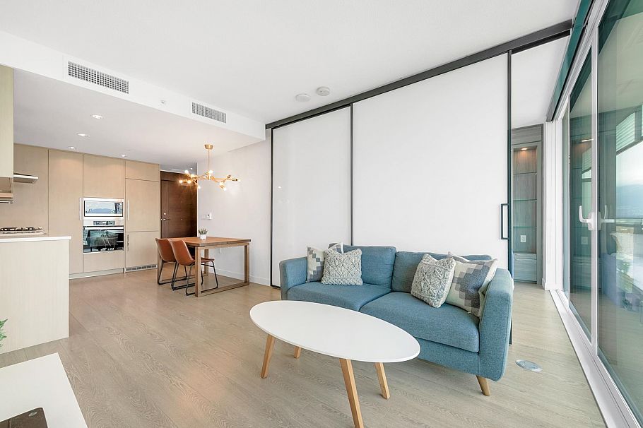 2212 89 Nelson Street Vancouver, BC - 4