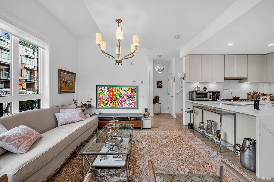 101 2035 Glenaire Drive North Vancouver, BC - 8