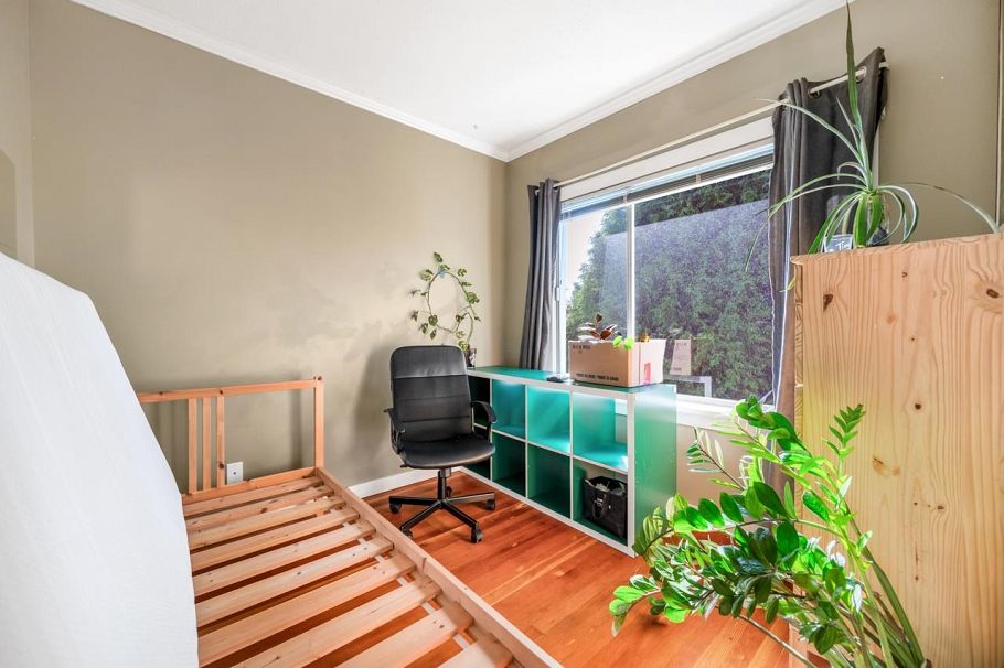 2641 E 7th Avenue Vancouver, BC - 10