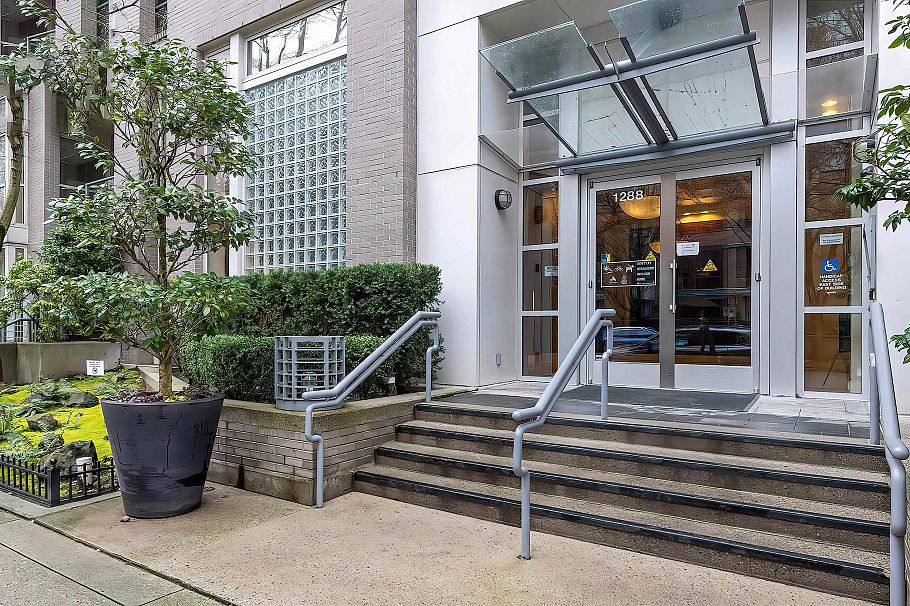 606 1288 Marinaside Crescent Vancouver, BC - 34