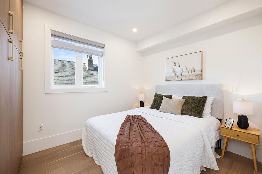 2334 E 5th Avenue Vancouver, BC - 15